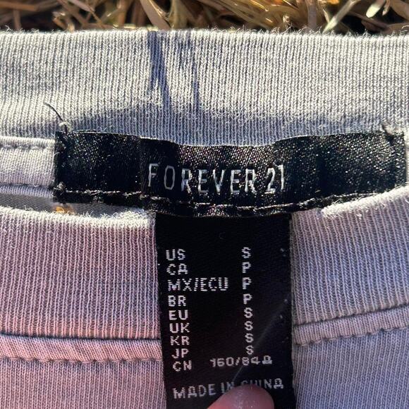 Cute Crop Top - Picture 3 of 3